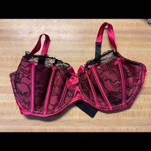 Cacique 44 DDD bra.